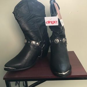 Dingo Black Star slouch boots